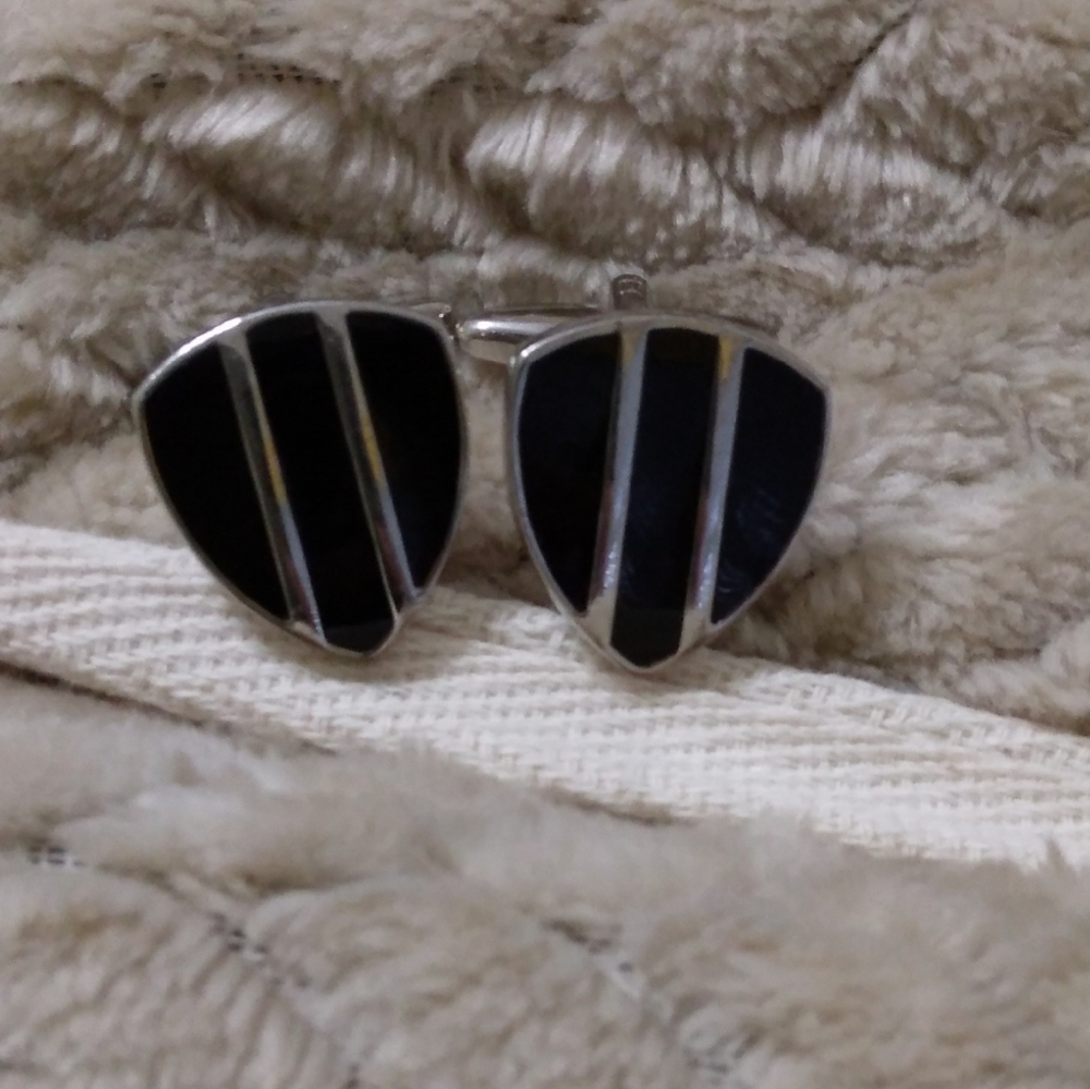 Vintage Black and Silver Metal Enamel Cufflinks